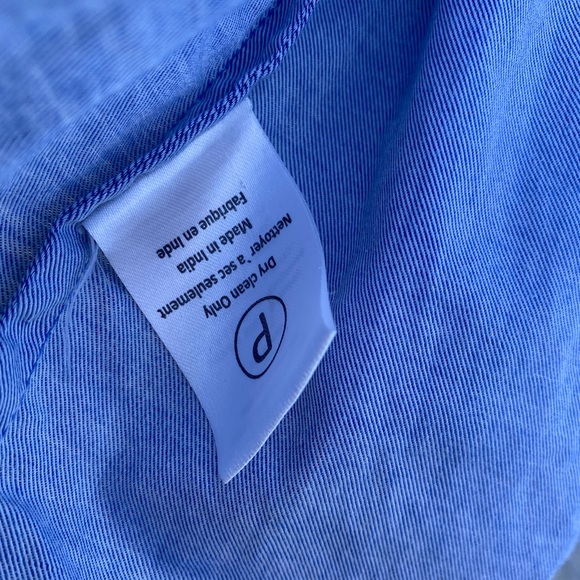 Hemant and Nandita top —M - Picture 5 of 8